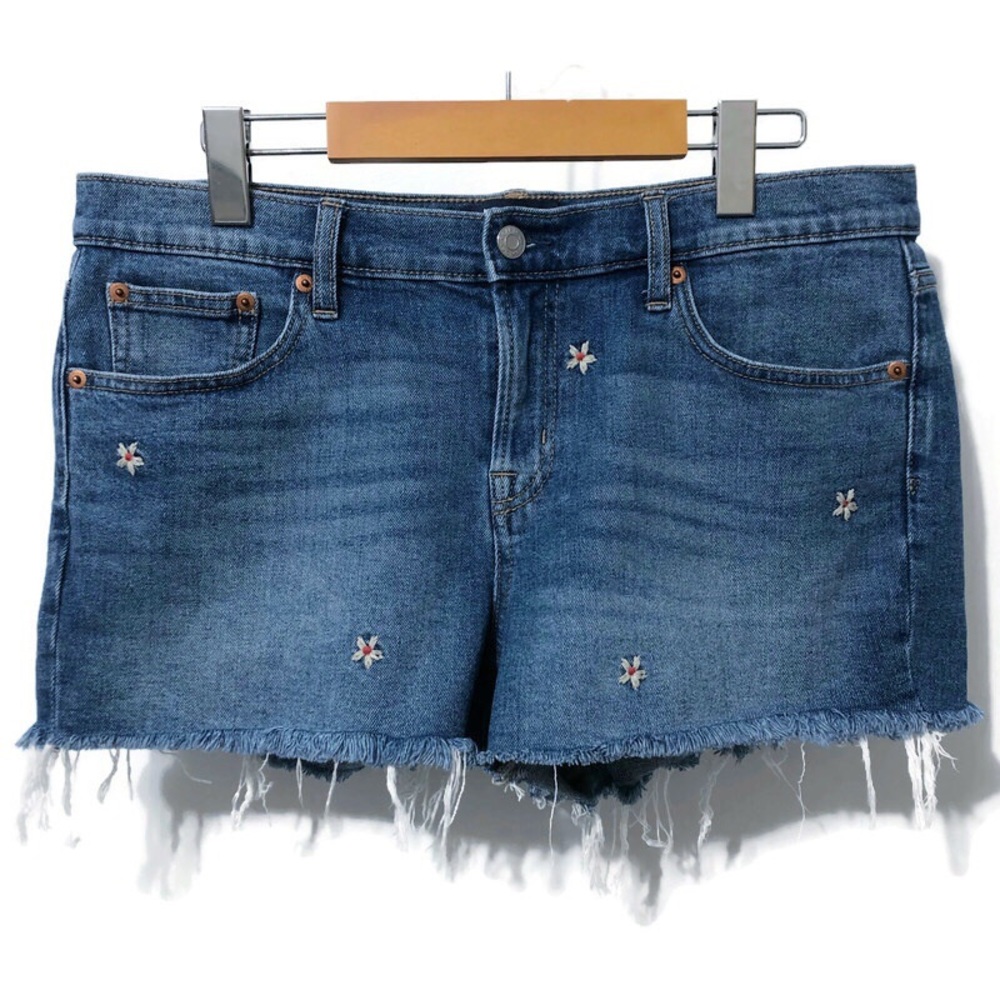 GAP | Floral Embroidered Cut-off Jean Shorts Sz 30
